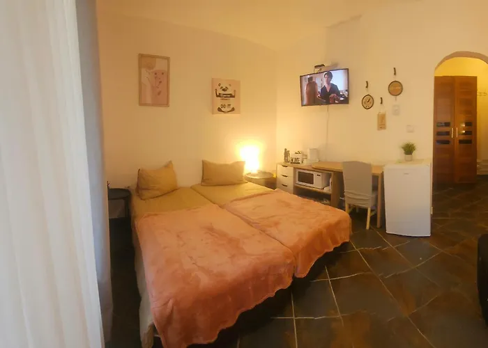 102 Magnolia Gardens Sunny ساني بيتش